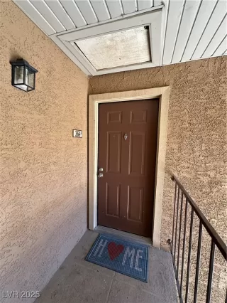 Photo #1: 2668124 Listing 