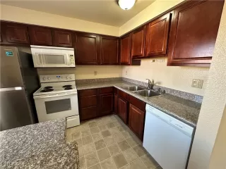 Photo #6: 2668124 Listing 