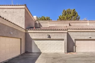 Photo #1: 2668140 Listing