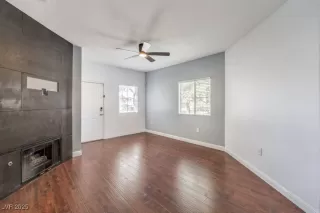 Photo #5: 2668140 Listing