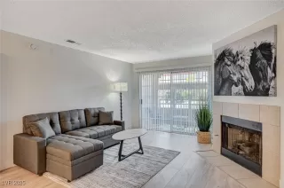 Photo #1: 2668147 Listing 
