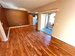 Photo #5: 2668171 Listing 