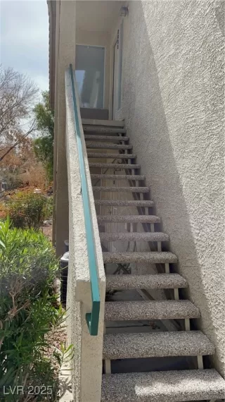 Photo #1: 2668174 Listing