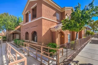Photo #1: 2668177 Listing 