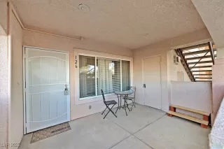 Photo #1: 2668189 Listing 