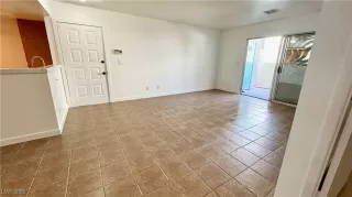 Photo #3: 2668193 Listing