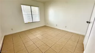 Photo #4: 2668193 Listing