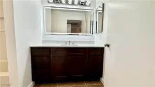 Photo #5: 2668193 Listing