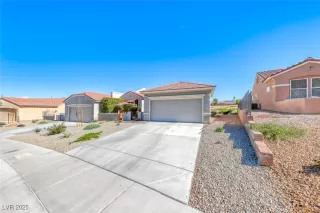 Photo #1: 2668196 Listing