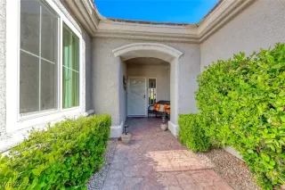 Photo #5: 2668196 Listing