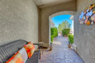 Photo #6: 2668196 Listing