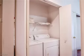 Photo #6: 2668231 Listing