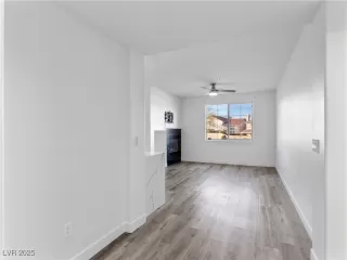 Photo #4: 2668234 Listing