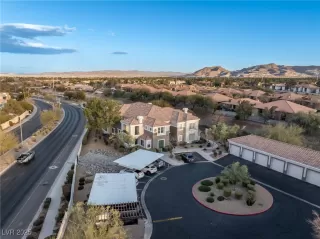 Photo #5: 2668234 Listing