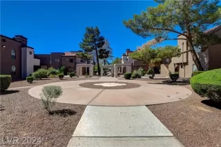 Photo #6: 2668302 Listing 