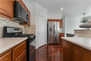 Photo #4: 2668309 Listing 