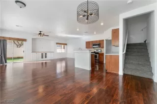 Photo #6: 2668309 Listing 