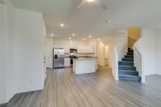 Photo #3: 2668360 Listing 