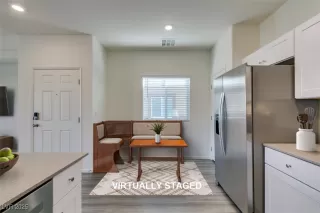 Photo #4: 2668360 Listing 