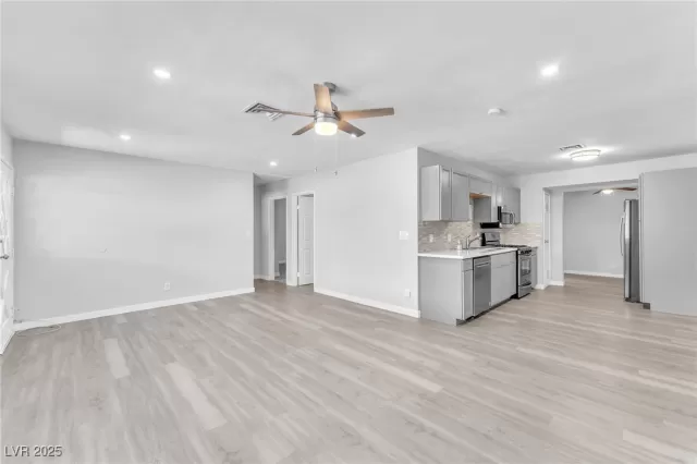 MLS: 2668362 Condo For Sale