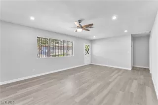 Photo #3: 2668362 Listing