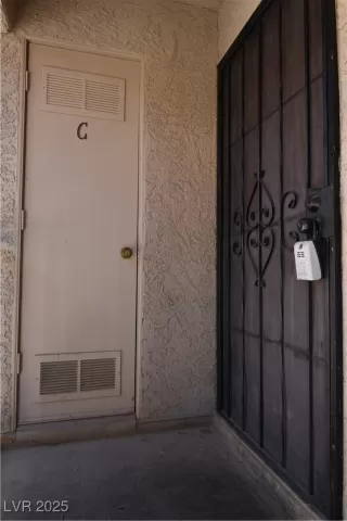 Photo #2: 2668379 Listing 