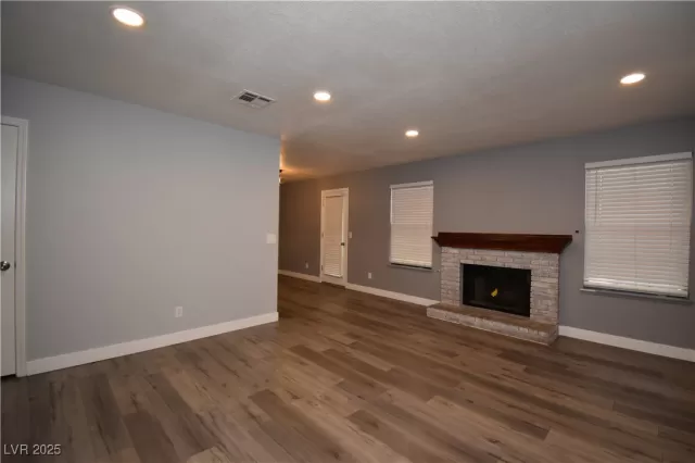 MLS: 2668387 Condo For Sale