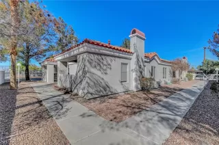 Photo #1: 2668407 Listing