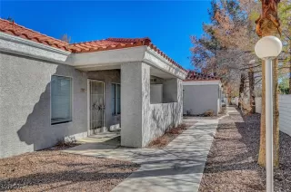 Photo #3: 2668407 Listing