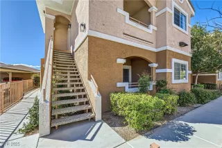 Photo #3: 2668416 Listing 