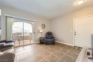 Photo #4: 2668416 Listing 