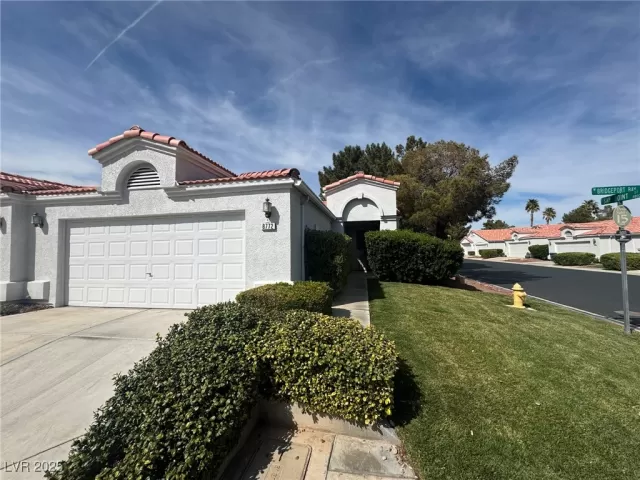 MLS: 2668449 Condo For Sale