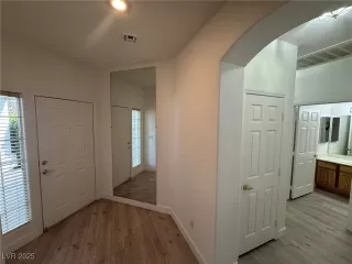 Photo #4: 2668449 Listing 