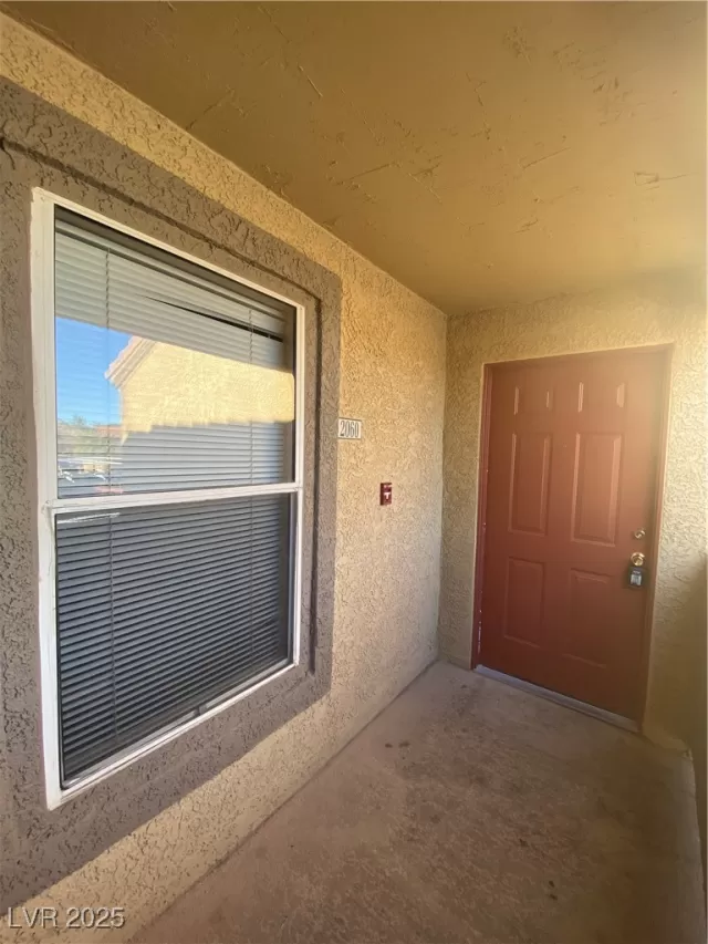 MLS: 2668464 Condo For Sale