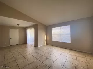 Photo #1: 2668464 Listing 