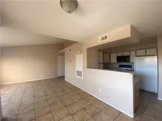 Photo #2: 2668464 Listing 