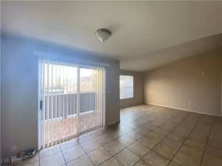 Photo #3: 2668464 Listing 