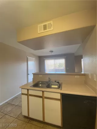 Photo #6: 2668464 Listing 