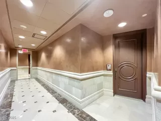 Photo #3: 2668480 Listing