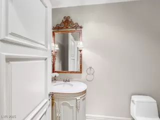 Photo #5: 2668480 Listing