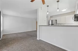 Photo #6: 2668483 Listing 