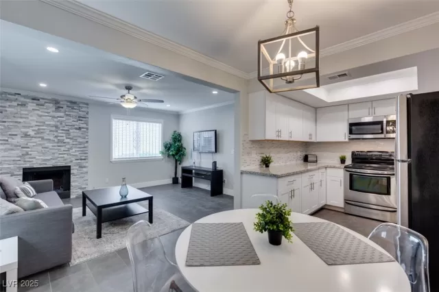 MLS: 2668519 Condo For Sale