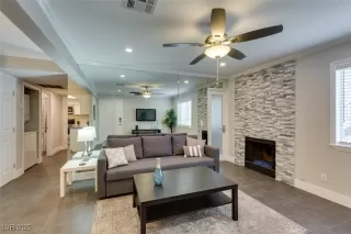 Photo #4: 2668519 Listing 