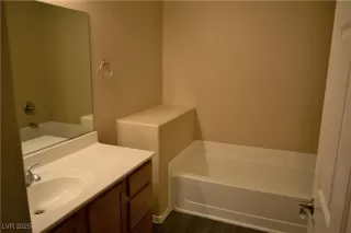 Photo #6: 2668526 Listing 