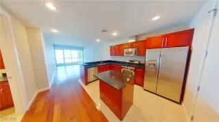 Photo #1: 2668527 Listing 