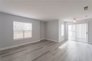 Photo #4: 2668531 Listing 