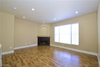 Photo #4: 2668532 Listing 