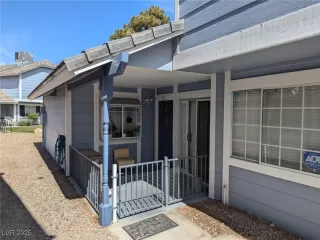 Photo #1: 2668541 Listing