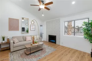 Photo #1: 2668547 Listing 