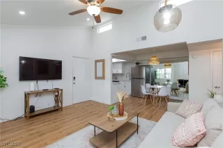 Photo #6: 2668547 Listing 